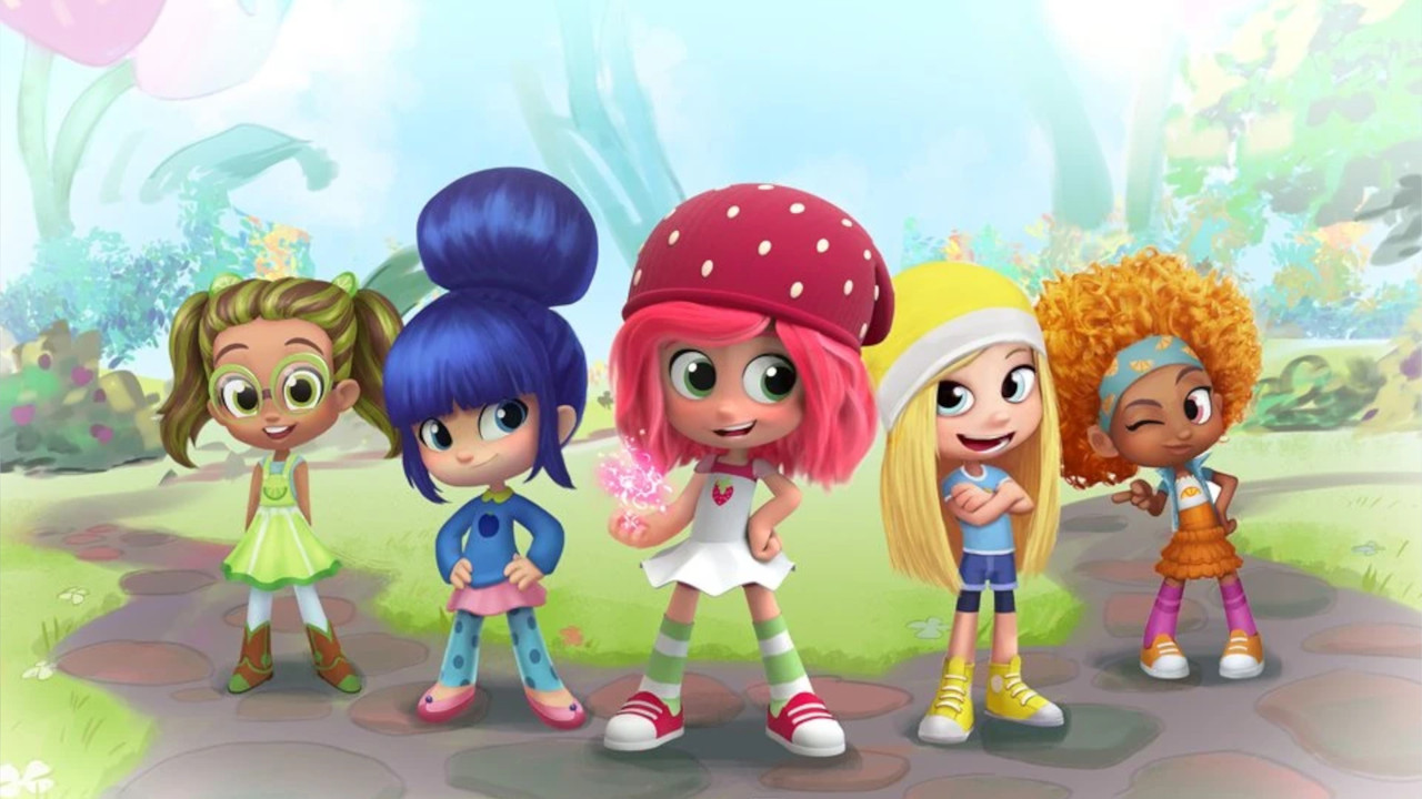 Strawberry Shortcake: Berry in the Big City Collection background